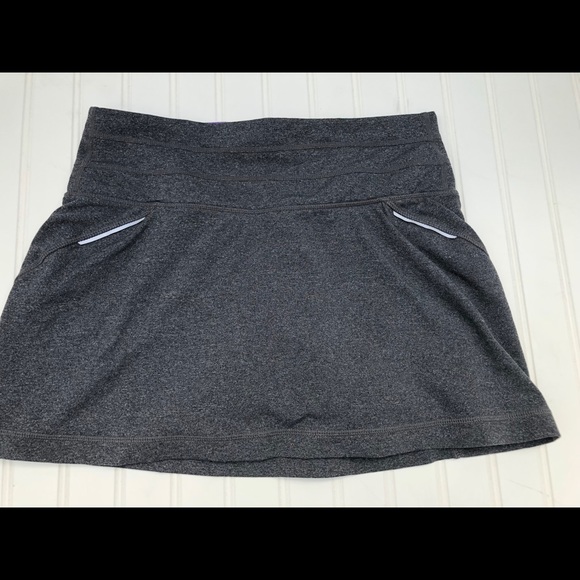 Dresses & Skirts - Athleta Heather Relay Skort Small Skort Tennis
